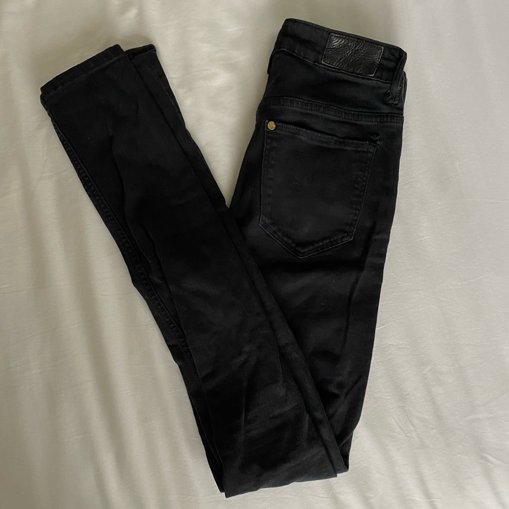 H&M Black Highwaisted jeans 29/34 Long